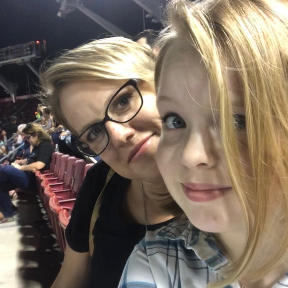 Hey there, it’s me, Taya! - Picture 16 of 16